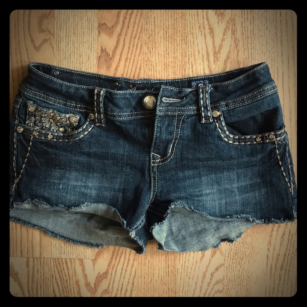 LA idol USA blue jean shorts